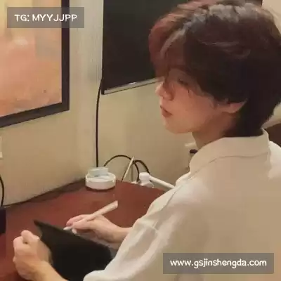 屈芸纯
